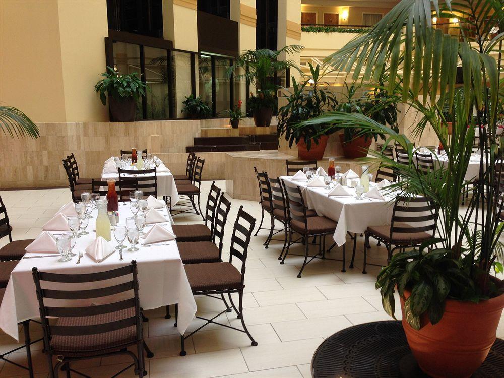Doubletree Suites By Hilton Salt Lake City Bagian luar foto