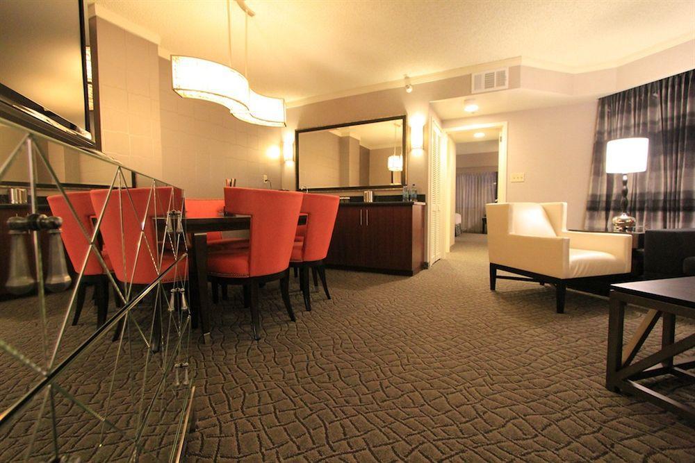 Doubletree Suites By Hilton Salt Lake City Bagian luar foto