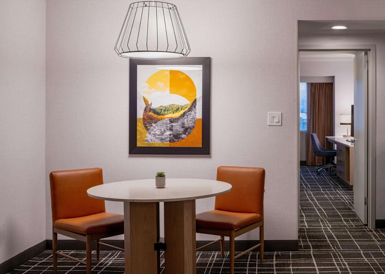 Doubletree Suites By Hilton Salt Lake City Bagian luar foto