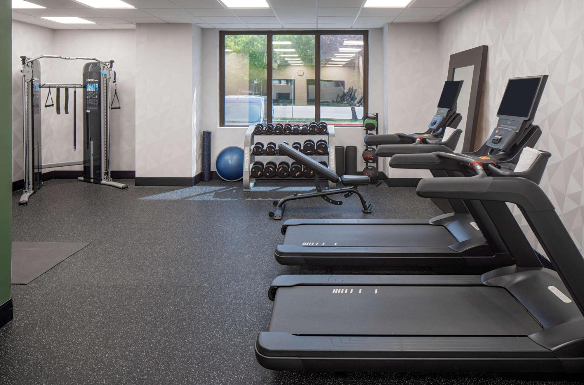 Doubletree Suites By Hilton Salt Lake City Bagian luar foto