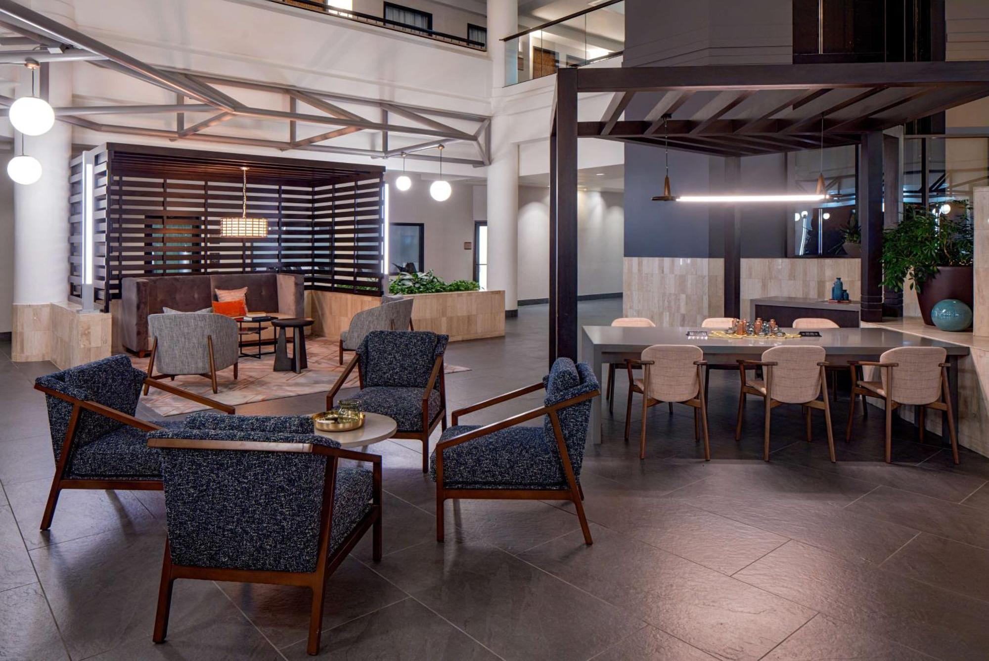 Doubletree Suites By Hilton Salt Lake City Bagian luar foto