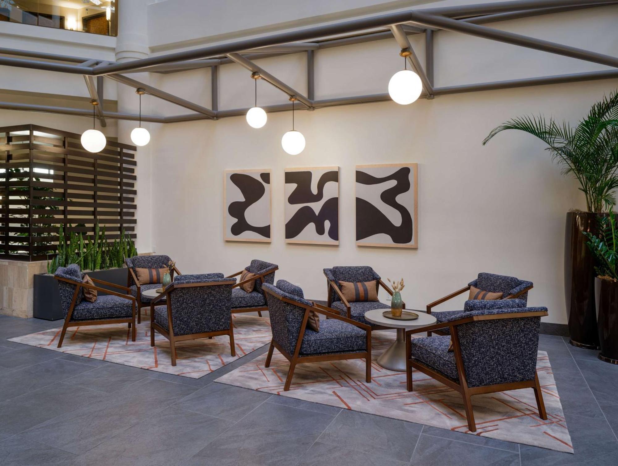 Doubletree Suites By Hilton Salt Lake City Bagian luar foto