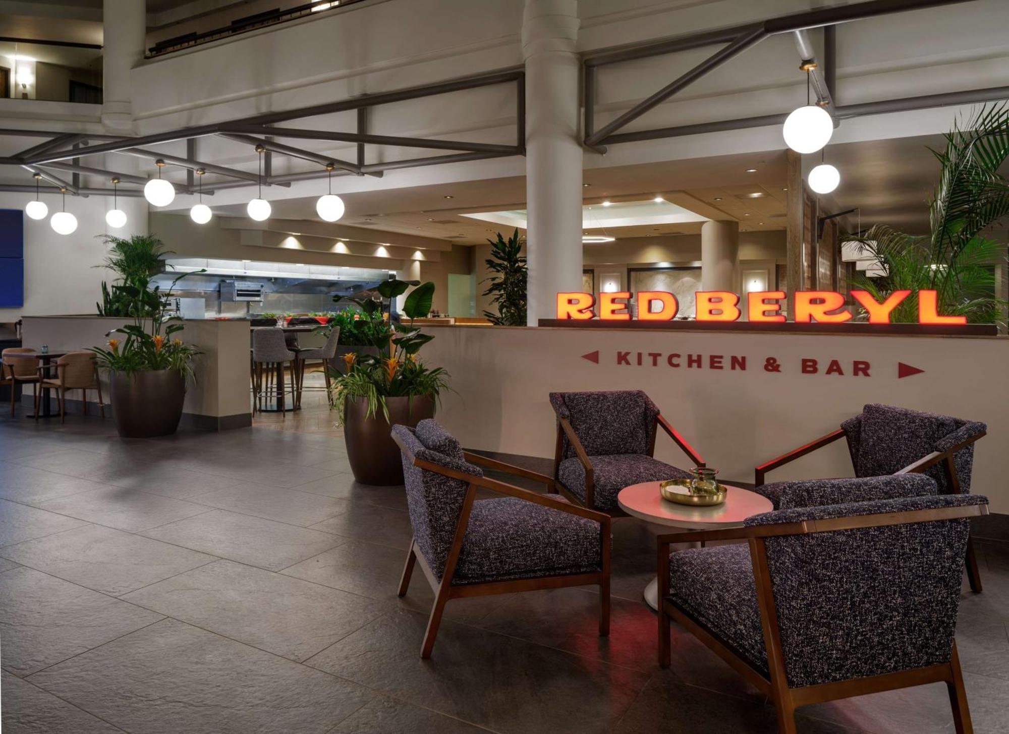 Doubletree Suites By Hilton Salt Lake City Bagian luar foto