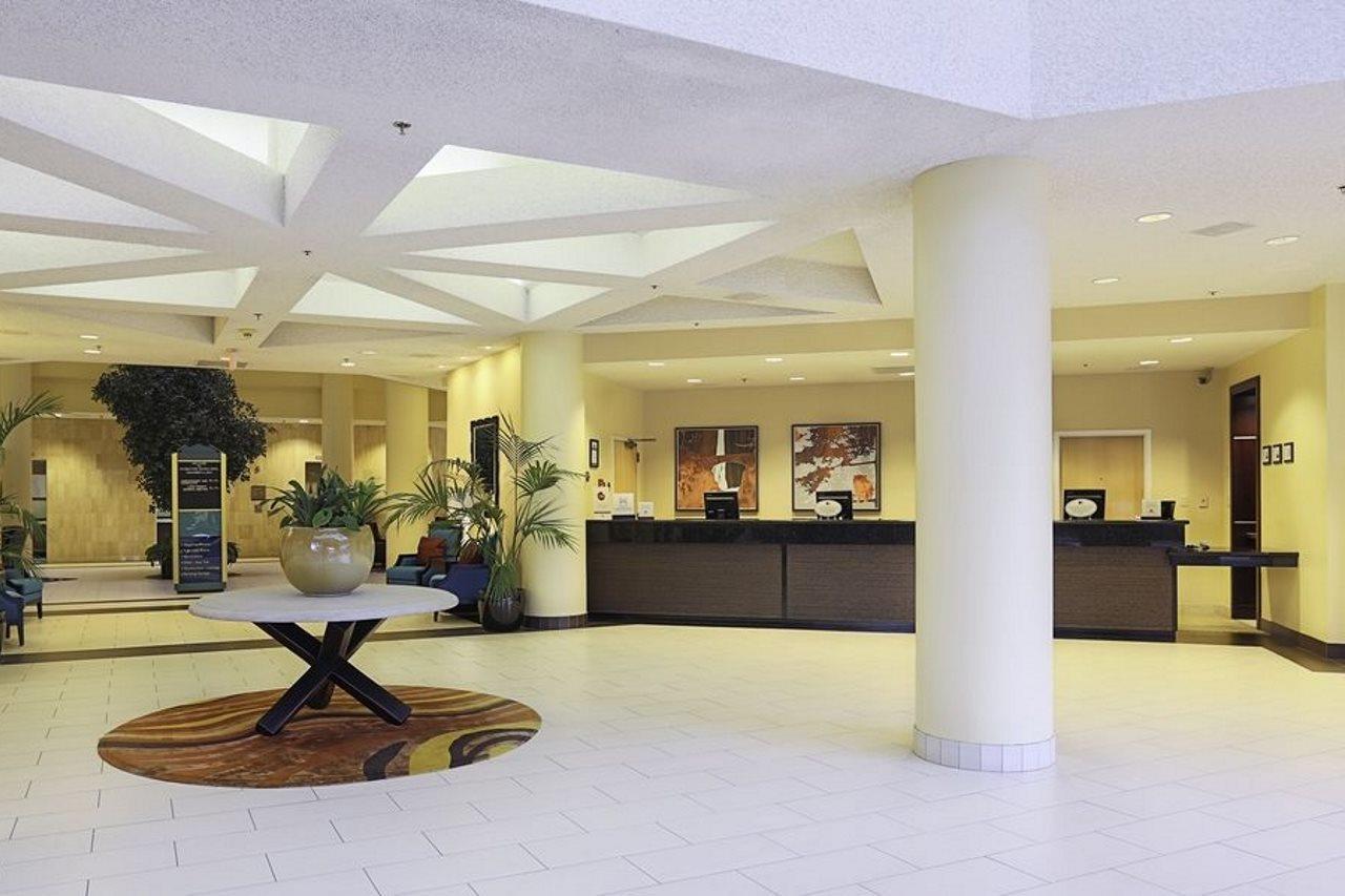 Doubletree Suites By Hilton Salt Lake City Bagian luar foto